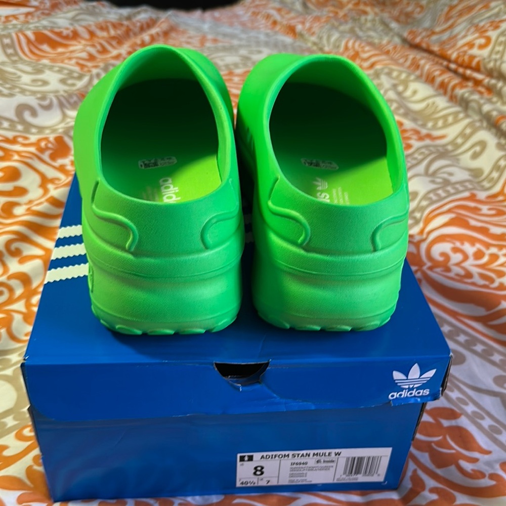 Adidas Women’s Green Mule - Picture 6 of 6